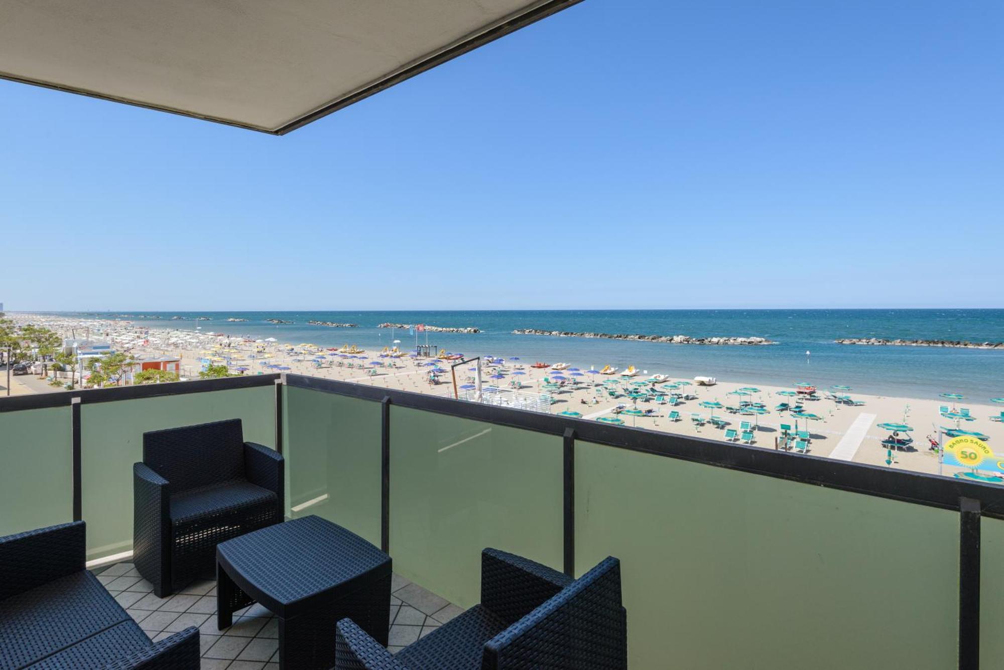 Hotel Aurea Bellaria-Igea Marina Buitenkant foto