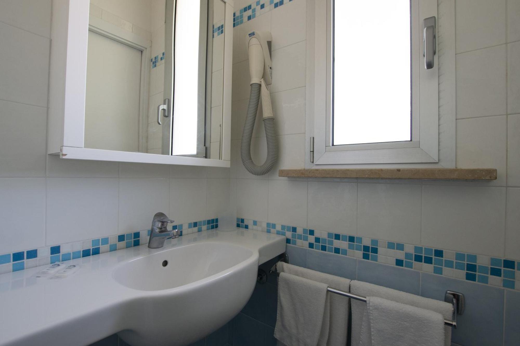 Hotel Aurea Bellaria-Igea Marina Buitenkant foto